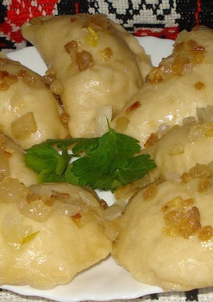 Вареники с капустой на пару