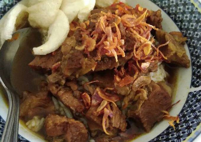 Bagaimana Menyiapkan Rawon lezat super cepat (pake bumbu instan) yang Sempurna