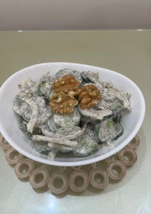 عکسی از دستور سالاد خیار با شوید