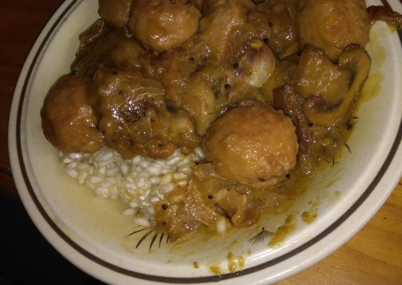 Albóndigas con salsa de mostaza