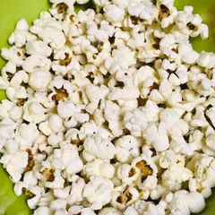 A picture of Delicious Homemade Popcorns.