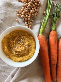 Una foto de Hummus de zanahoria🥕