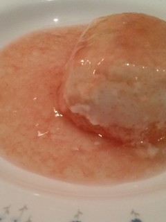 Una foto de Flan de huevo y sandia