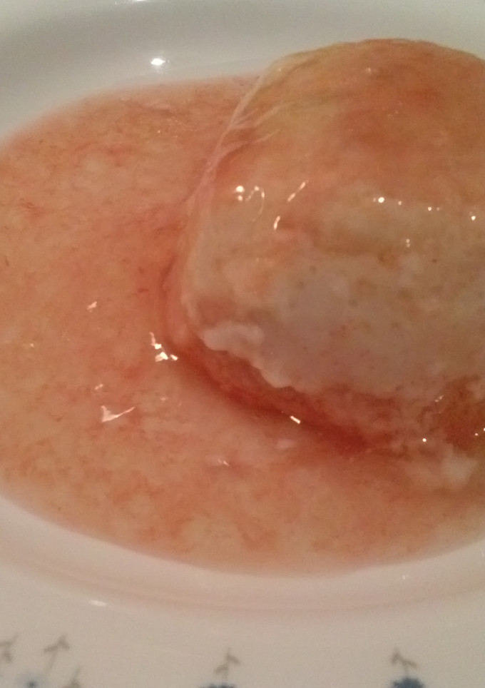 Una foto de Flan de huevo y sandia