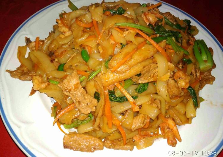 Kwetiaw goreng