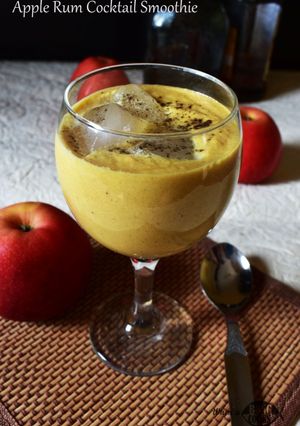 A picture of Apple Rum Cocktail Smoothie.