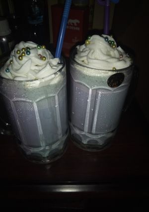 A picture of Rainbow milkshake.