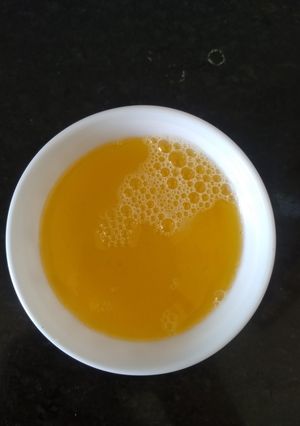 माइक्रोवेव में घी निकाले (Microwave mein ghee nikale recipe in hindi) रेसिपी मुख्य फोटो