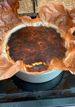 A picture of Basque cheesecake.