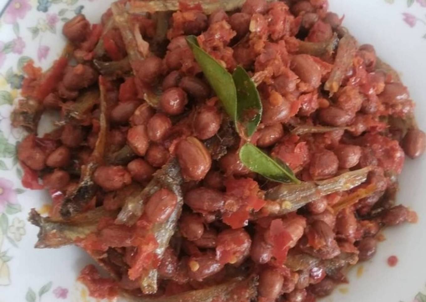 Tri bol (ikan teri balado)
