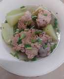 Su hào hầm xương