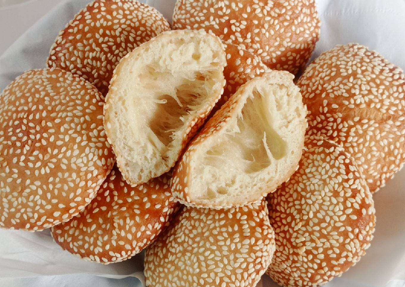 (Sourdough Discard) Banh Tieu aka Vietnamese Hollow Donut