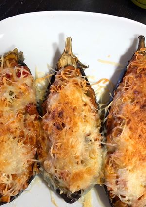 Una foto de Berenjenas rellenas de atún!