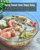 Kaeng Som Phak Ruam (Spicy Sweet & Sour Vegetable Thai Soup)