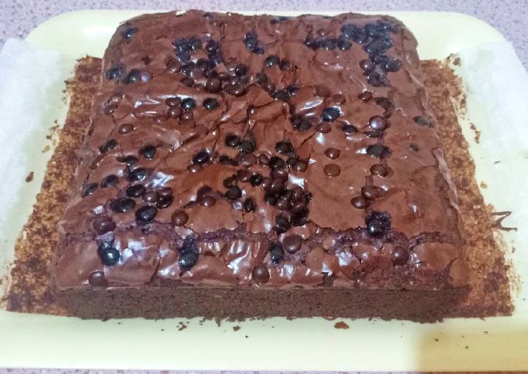 Langkah Mudah untuk Membuat Fudgy Brownies (shiny crust) Anti Gagal
