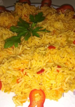 صورة لوصفة رز احمر بالخضار مدخن 😍😍😍