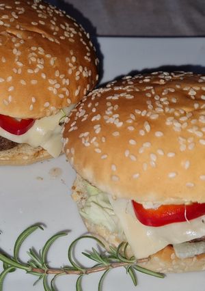 O poză a rețetei Burgeri cu carne de ștruț.