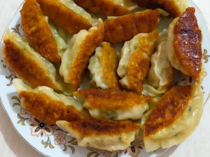 Langkah Gampang Menyiapkan Resep Kuotie ayam/gyoza/shantung suikiaw yang Sempurna Anti Ribet, Lezat Sekali
