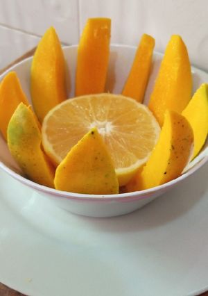 A picture of Mango and orange.