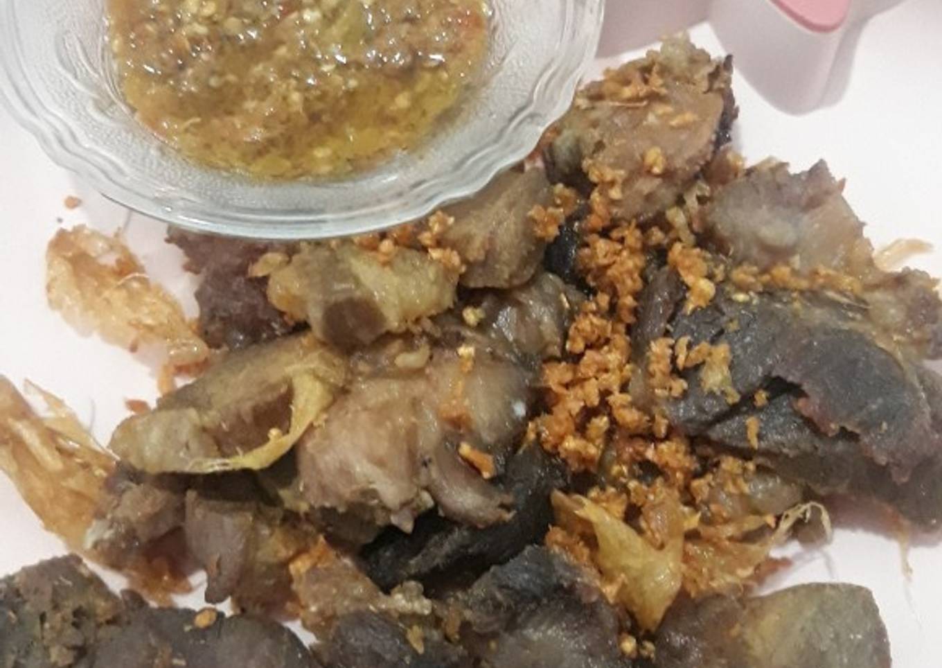 Babi goreng bawang + sambal bawang