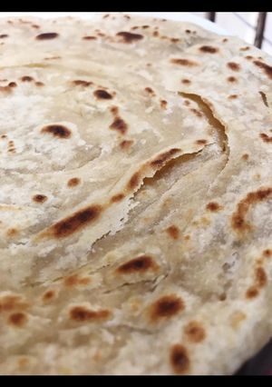 A picture of Khasta Karara Paratha.