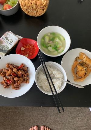 Hình của món Cơm nhà số 6.