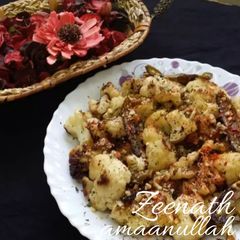 A picture of Roasted Cauliflower and Nut Salad.