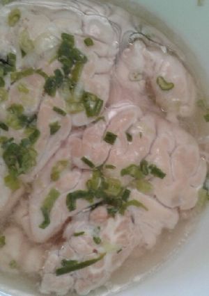 Hình của món Óc heo chưng cho bé.