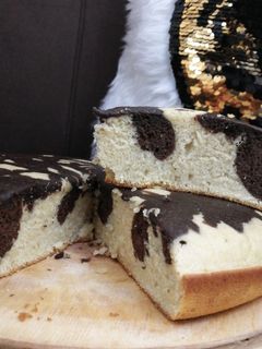 عکسی از دستور کیک دورنگ قابلمه ای