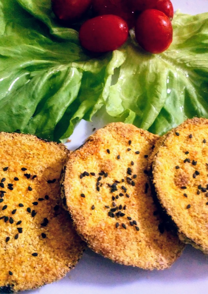 Una foto de Milanesas de Berenjenas sin Tacc al horno