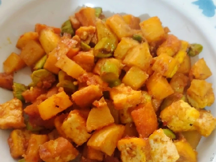 Recipe Sambel Goreng Kentang Tahu Pete (Bumbu Mahmudah) the Delicious Can spoil the tongue