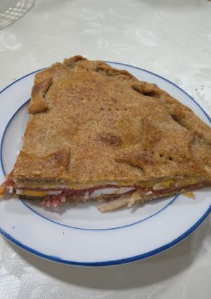 Una foto de Torta de fiambre semi integral!!