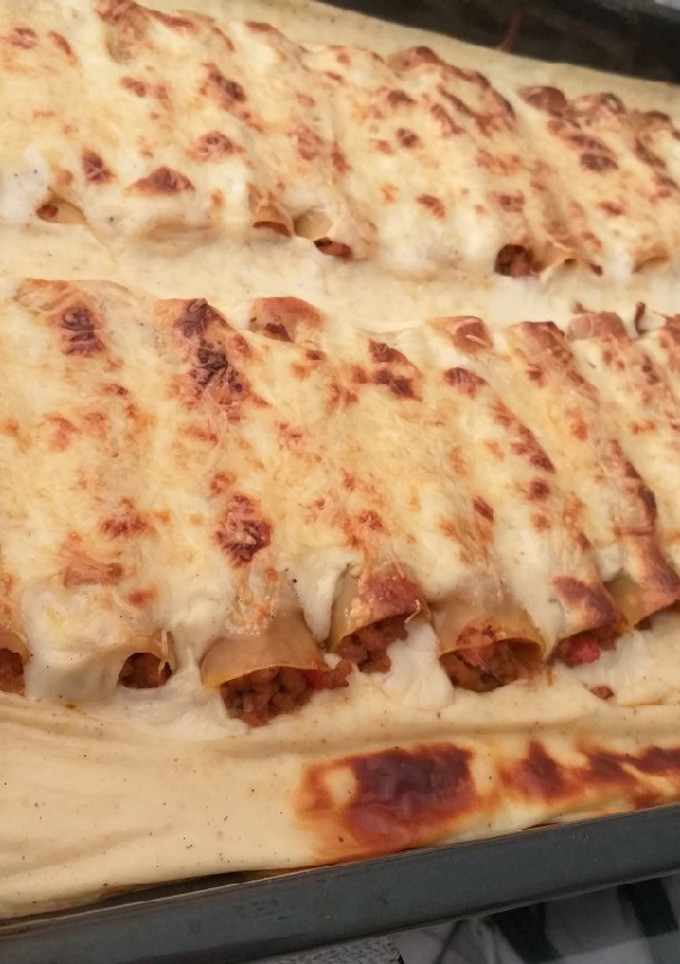 Una foto de Canelones de carne