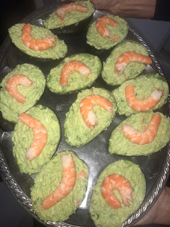 Una foto de Aguacates rellenos