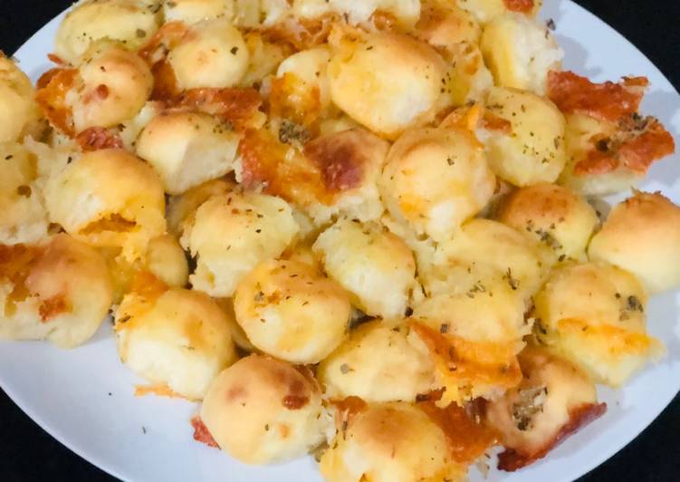 Step-by-Step Guide to Make Favorite Cheesy-garlic bread pops