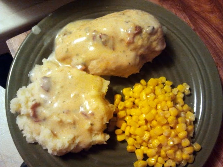 Easy Way Make Recipe Bacon Ranch Chicken * Slowcooker* that is So Delicious, Addictive}