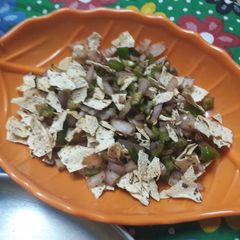 Chura mura papad A picture of Chura mura papad.