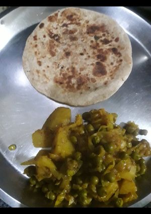 आलू मटर पत्ता गोभी की सब्जी (aloo matar patta gobhi ki sabzi recipe in Hindi) रेसिपी मुख्य फोटो