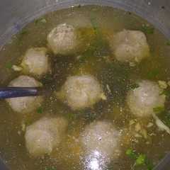 A picture of Kuah bakso simple.