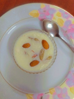 *केसरी मेवा खीर*(kesari mewa kheer recipe in hindi) रेसिपी मुख्य फोटो