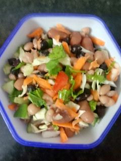 A picture of Yummy Salad Mix.
