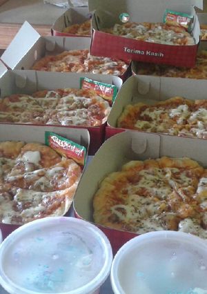 Foto resep Best Simple Pizza Ever 👌 (No Egg, No Ulen, No Mixer, No Oven)