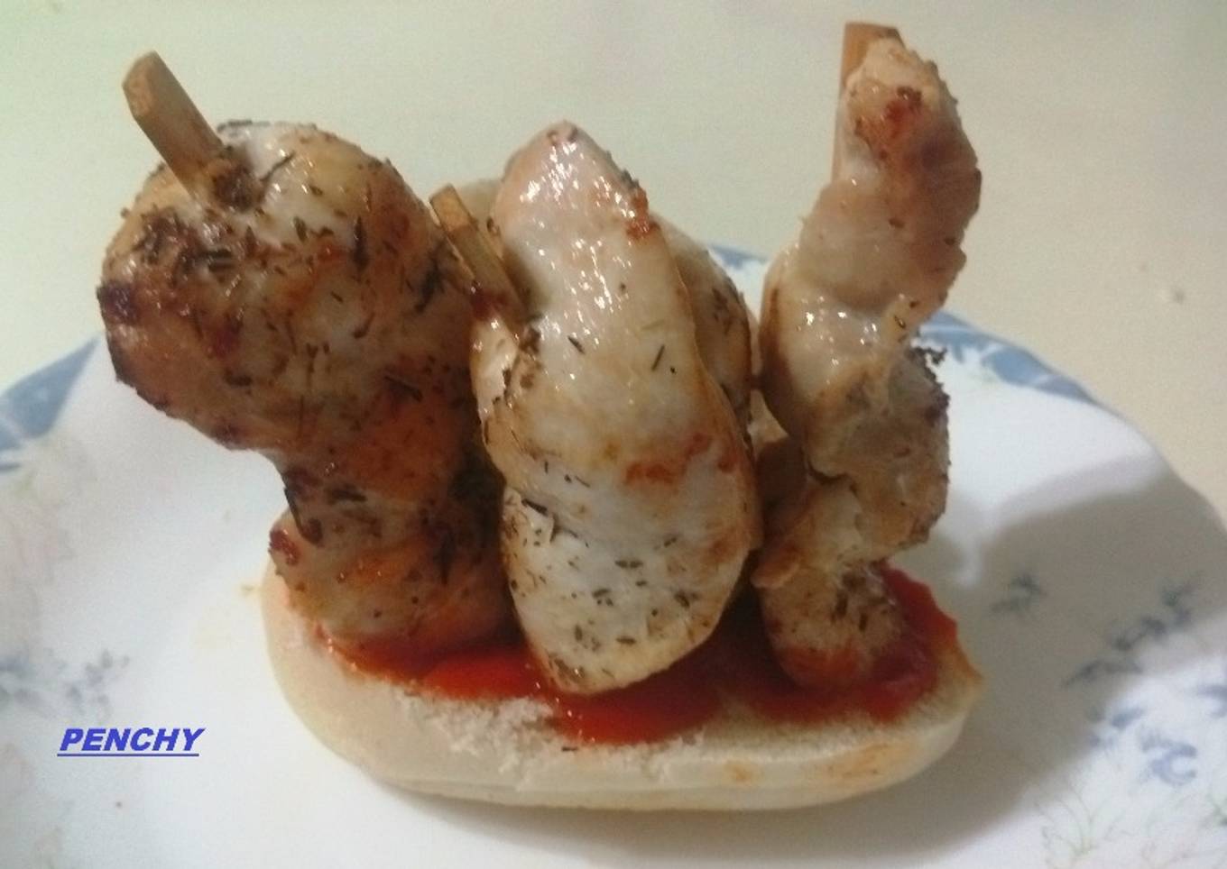 Rizos de pollo macerados con hierbas