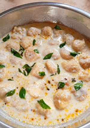 A picture of Tadka Wala Dahi Vada.