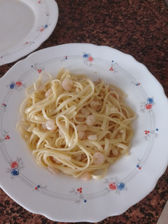Una foto de Tallarines con Gambas