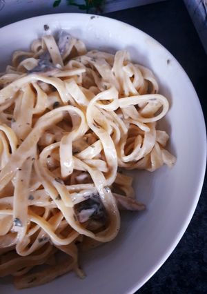 Une photo de Tagliatelles crémeuses à l'ail et aux champignons #tablierdor2023
