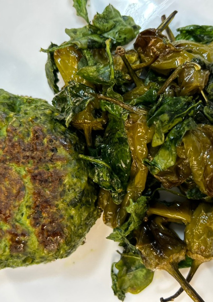 Una foto de Hamburguesas de pollo y espinacas en Airfryer Cosori