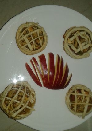 A picture of Apple Honey Tarts.