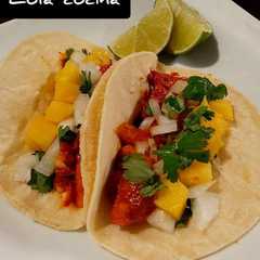 A picture of Tacos de pescado al pastor 🧡.