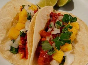 Una foto de Tacos de pescado al pastor 🧡